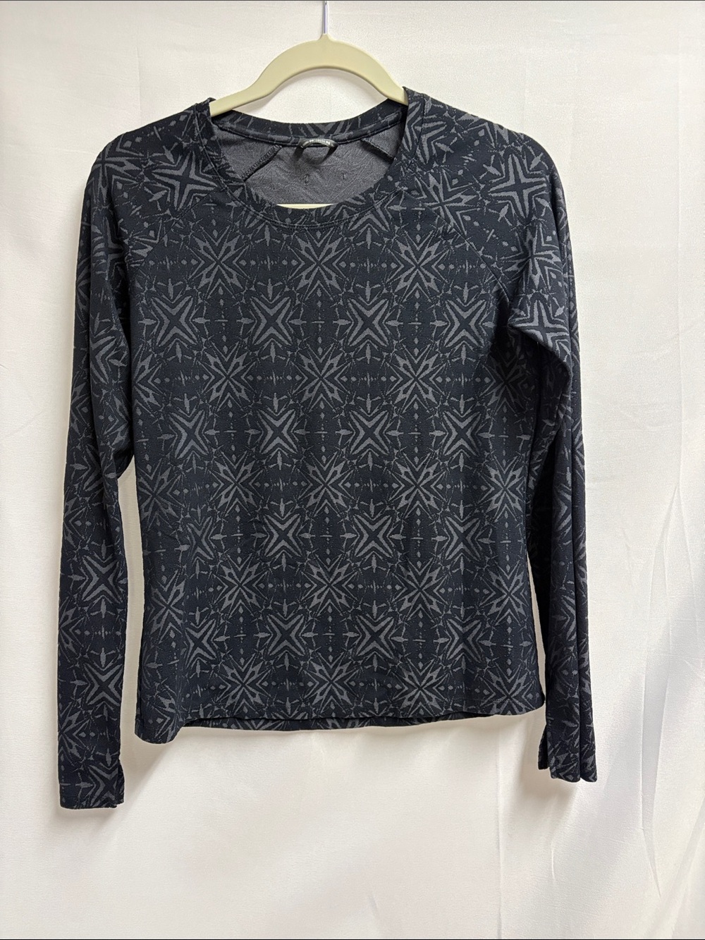 Oiselle Kaleido-Go Long Sleeve Baselayer Top Black Size 6